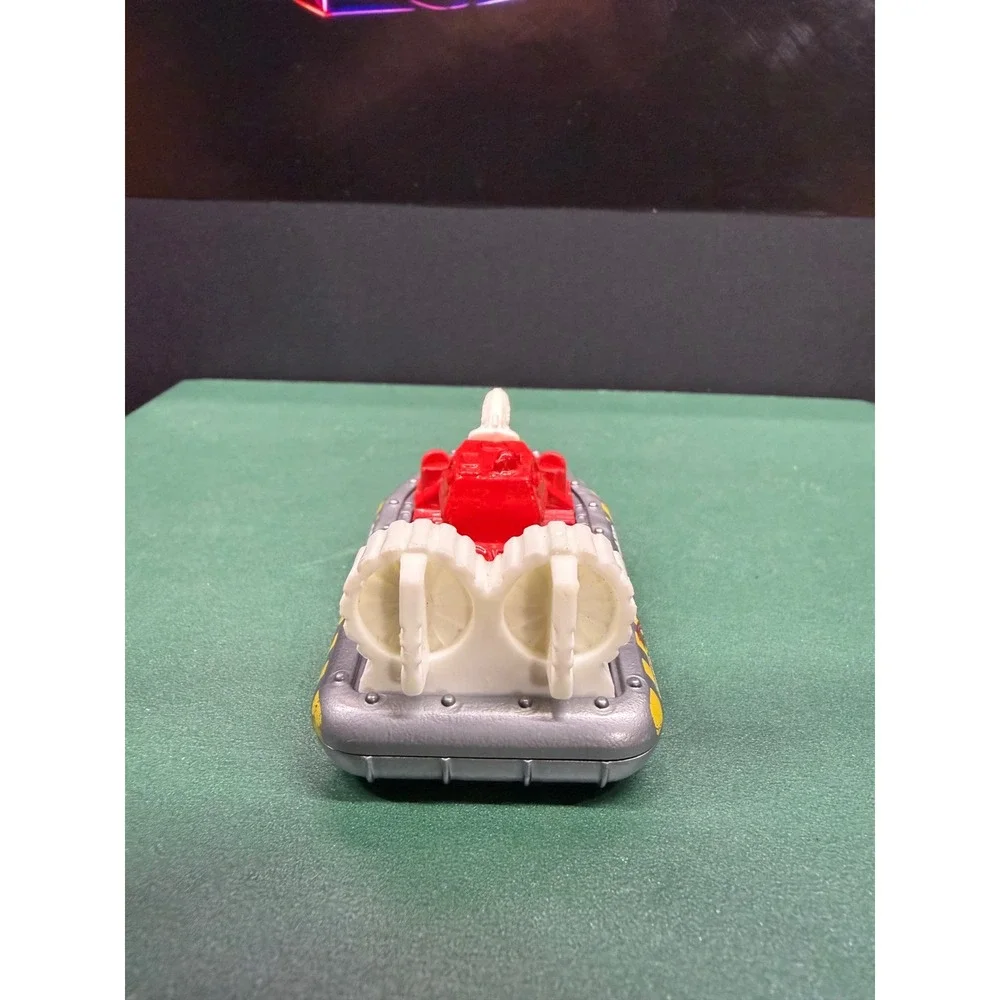 Matchbox Hovercraft MB519 Red Silver Rescue Lifeguard Diecast Toy Boat 2000